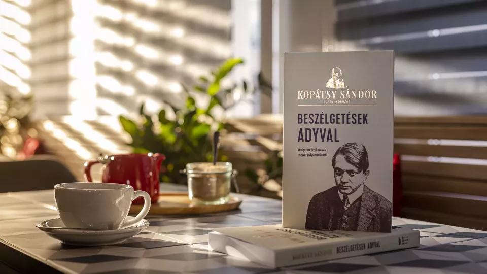 Kopátsy Sándor szellemi örökségét életmű-sorozatban jelenteti meg a ...